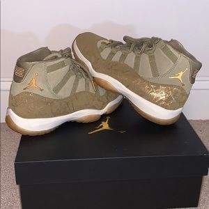 Air Jordan 1 mids (GS)